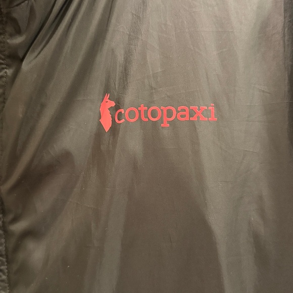 Reversible Cotopaxi Black, Blue, and Burgundy Jacket - Picture 3 of 5